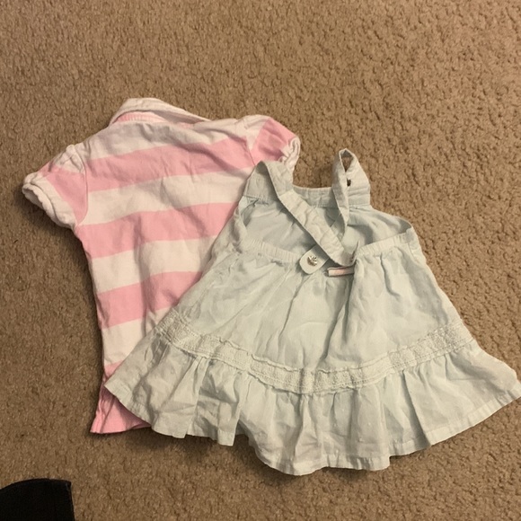 Bundle of 5 🤩 2 black jeans, 2 tops, 1 blue jeans. Size 18-24 month EUC - Picture 6 of 7